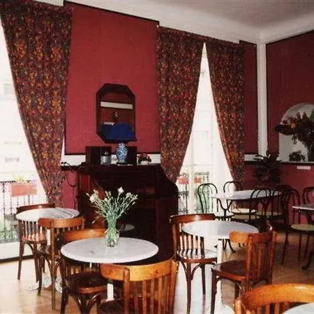 Richelieu 酒店 芒通