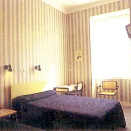 Richelieu Szálloda 2*