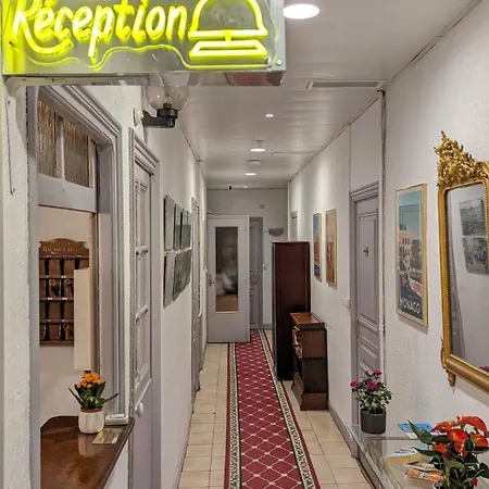 Richelieu Hotel